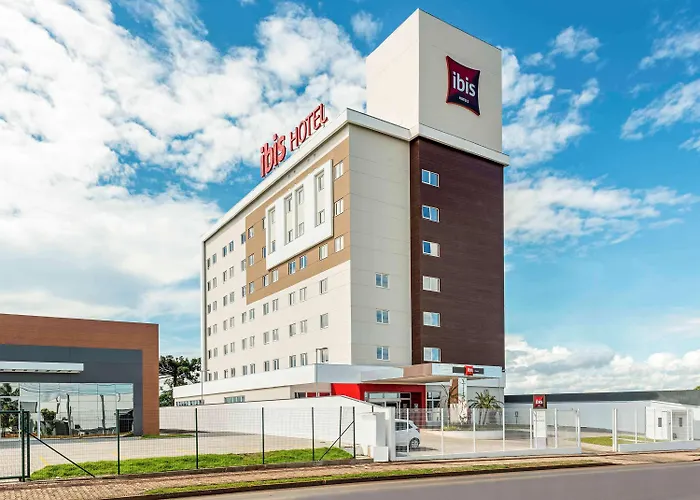 Ibis Chapeco